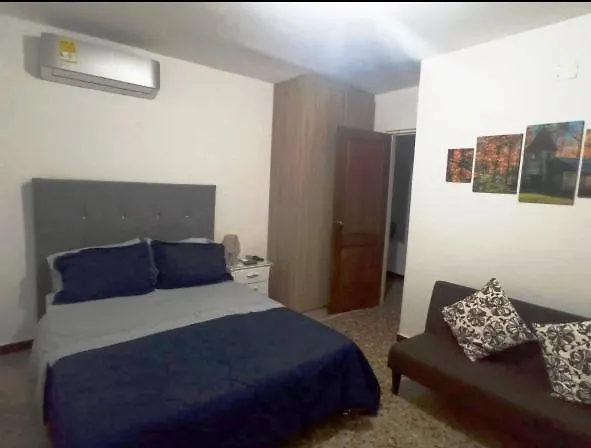 Comodo Alojamiento Con Todo Lo Que Necesitas! Cali Aparthotel